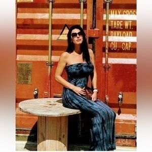 UEC Guess strapless tie dyed maxi dress small